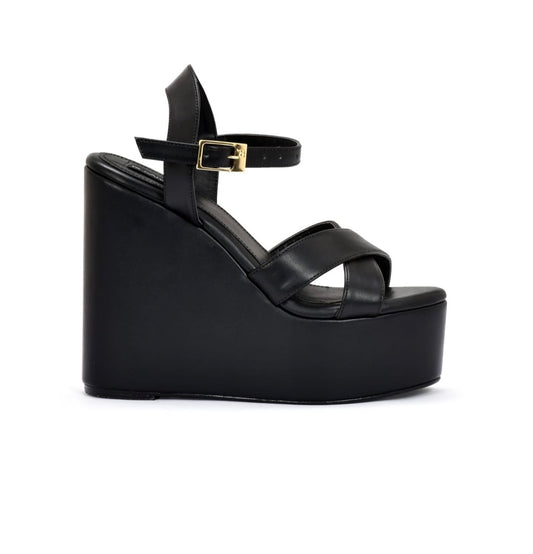CARLOTA BLACK